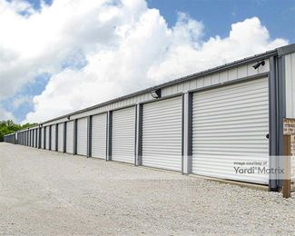 Photo 5 of Main Street Mini Storage - 2154 Washington Road, Washington, IL