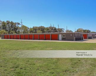 Photo 4 of Valley View Storage - 250 Farmdale Road, East Peoria, IL