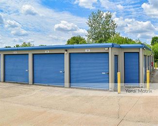 Photo 3 of Extra Space Storage - 320 North Bonham Street, Macomb, IL