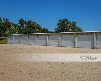 Photo 5 of Oahe Storage - 1415 North US Highway 83, Fort Pierre, SD