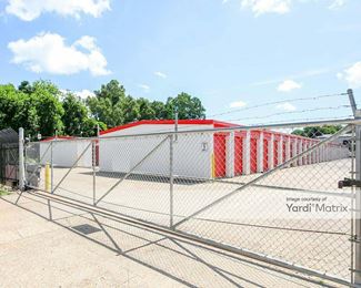 Photo 2 of Storage Rentals of America - 1981 Hearne Avenue, Shreveport, LA