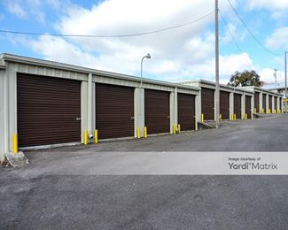 Photo 5 of Dublin Storage - 711 East Broad Street, Dublin, VA