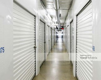 Photo 2 of Cubby Hole USA Self Storage - 6120 Greenwood Road, Shreveport, LA