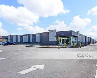 Photo 1 of Extra Space Storage - 82815 Avenue 42, Indio, CA