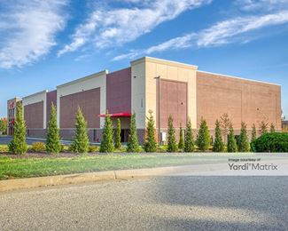 Photo 2 of CubeSmart Self Storage - 11008 Greenwood Street, Lenexa, KS