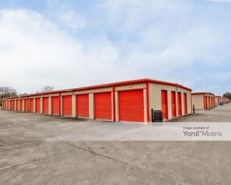 Photo 2 of Big Mini 7 Storage - 1350 State Hwy 3, Dickinson, TX