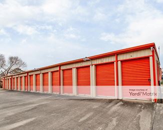 Photo 4 of Big Mini 7 Storage - 1350 State Hwy 3, Dickinson, TX