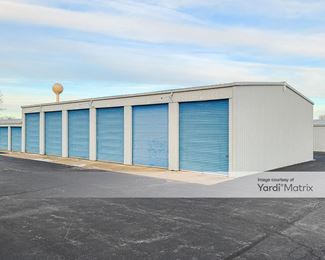 Photo 2 of Store-All Storage - 4710 East 2750th Road, Sandwich, IL