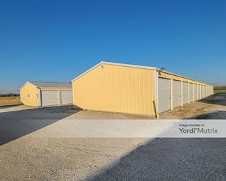 Photo 5 of Momence Storage - 2076 North State Route 1 17, Momence, IL