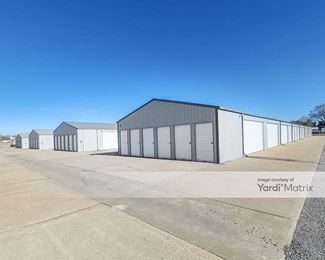 Photo 2 of Amberstone Storage - 7855 North State 50 Route, Manteno, IL