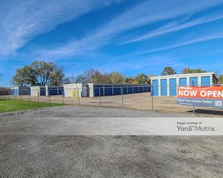 Photo 2 of Public Storage - 1847 Armour Road, Bourbonnais, IL