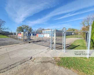 Photo 3 of Public Storage - 1847 Armour Road, Bourbonnais, IL