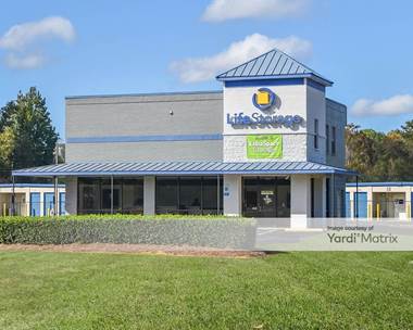 Storage Units for Rent available at 1925 McLemore Drive, Montgomery, AL 36117