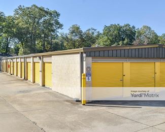 Photo 2 of Extra Space Storage - 2632 Spruce Street, Montgomery, AL