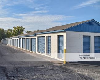 Photo 3 of Radiant Storage - 1118 East South Blvd, Montgomery, AL