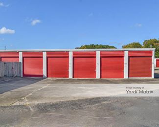 Photo 4 of Storage Rentals of America - 6399 Atlanta Hwy, Montgomery, AL