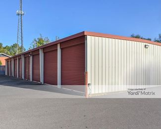 Photo 4 of Gunter Self Storage - 2331 Cong W L Dickinson Drive, Montgomery, AL