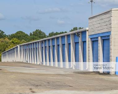 Storage Units for Rent available at 4225 Carmichael Road, Montgomery, AL 36106
