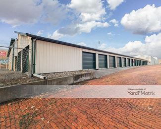 Photo 5 of CubeSmart Self Storage - 406 Detroit Street, La Porte, IN