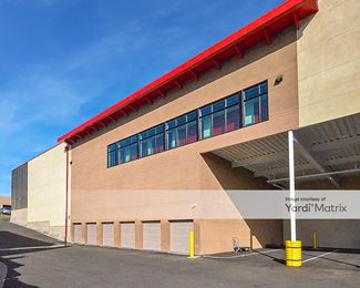 Photo 3 of StorQuest Self  Storage - 510 North Avenue, Vista, CA