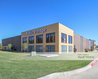 Photo 2 of Public Storage - 2211 North Travis Street, Sherman, TX