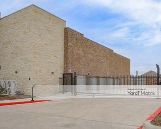Photo 4 of Smart Space Self Storage - 3599 North Garland Avenue, Garland, TX