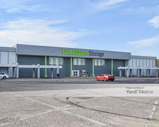 Photo 1 of Extra Space Storage - 2270 East South Blvd, Montgomery, AL