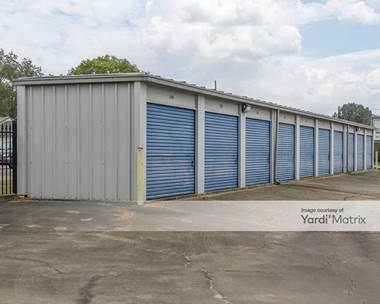 Storage Units for Rent available at 513 Cahaba Road, Selma, AL 36701
