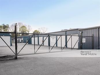 Photo 2 of Stop Lock N Roll Self Storage - 3141 Hwy 81 South, Covington, GA