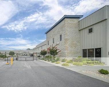 Storage Units for Rent available at 220 South Eastern Blvd, Fayetteville, NC 28301