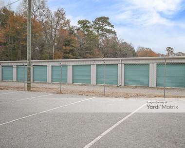 Storage Units for Rent available at 1180 Old W Liberty Street, Sumter, SC 29150