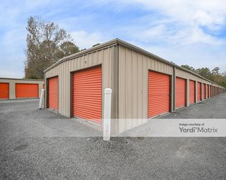 Photo 5 of Cole-s Mini Storage - 930 South Ron Mcnair Blvd, Lake City, SC