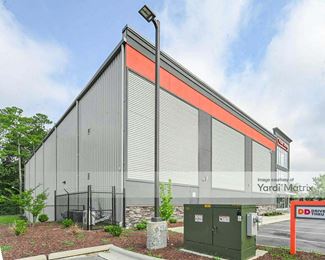 Photo 4 of Public Storage - 9560 Cliffdale Road, Fayetteville, NC