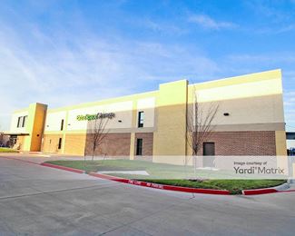 Photo 2 of Extra Space Storage - 6335 Custer Road, Frisco, TX