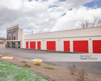 Photo 5 of Rent-A-Space - 934 Hartford Turnpike, Waterford, CT