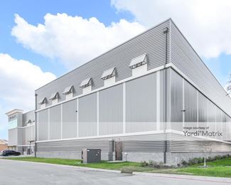 Photo 2 of CubeSmart Self Storage - 3801 Northeast Loop 820, Fort Worth, TX