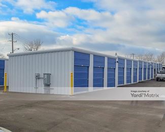 Photo 3 of JustStorage - 12282 Woodbine Avenue, Redford, MI