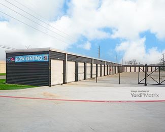 Photo 3 of Extra Space Storage - 12910 Garrett Road, Houston, TX