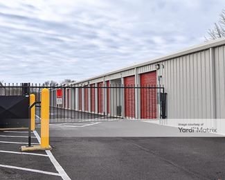 Photo 2 of Store Here Self Storage - 6435 Pontius Road, Groveport, OH