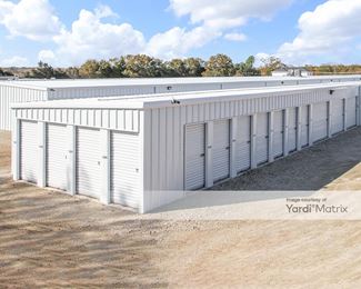 Photo 2 of SecureStore - 1317 East Main Street, Gun Barrel City, TX