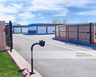 Photo 4 of Neighborhood Storage - 2355 Butterfield Coach Road, Springdale, AR