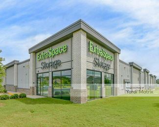 Photo 1 of Extra Space Storage - 297 Ray Thorington Road, Montgomery, AL