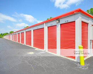 Photo 2 of SecurCare Self Storage - 809 Shipyard Blvd, Wilmington, NC