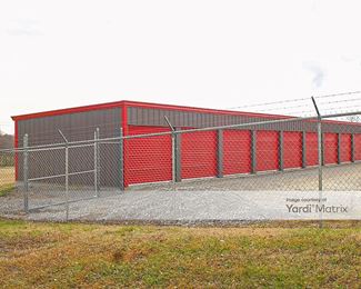 Photo 4 of Cherokee Storage - 27051 South 620 Road, Grove, OK