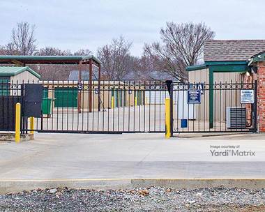 Storage Units for Rent available at 1060 North Heritage Lane, Tahlequah, OK 74464