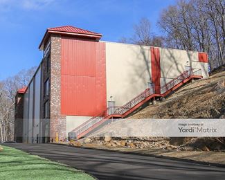 Photo 2 of Safe and Sound Self Storage - 1000 Ethan Allen Hwy, Ridgefield, CT
