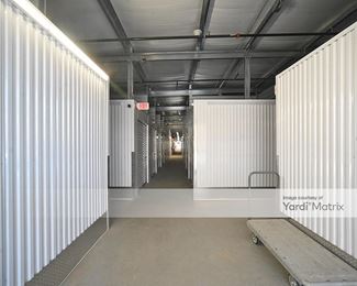 Photo 5 of Sunbird Storage - 4094 Battleground Avenue, Greensboro, NC