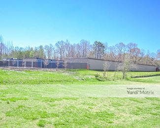 Photo 4 of Superior Storage - 105 Industrial Park Lane, Clover, SC