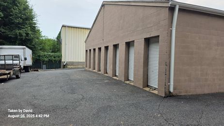 Photo 5 of Fairfax Storage - 3137 Draper Dr., Fairfax, VA