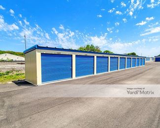 Photo 4 of Next Door Self Storage - 1435 Boyce Memorial Drive, Ottawa, IL